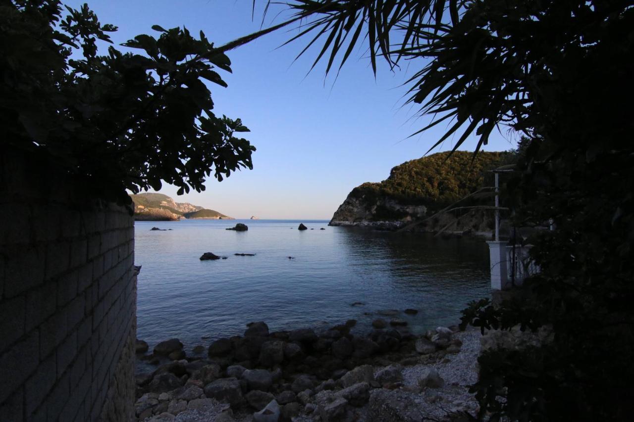 Sea Breeze Apartment Paleokastritsa Exterior photo